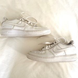 white uptowns women's